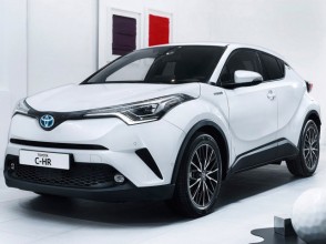 Фотография Toyota C-HR 2019 года